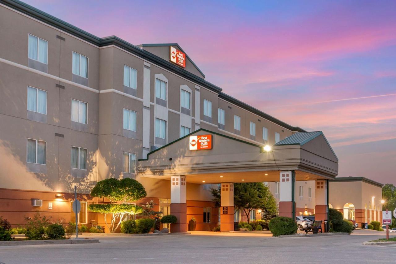 Best Western Plus Pembina Inn&Suites Winnipeg Exterior foto