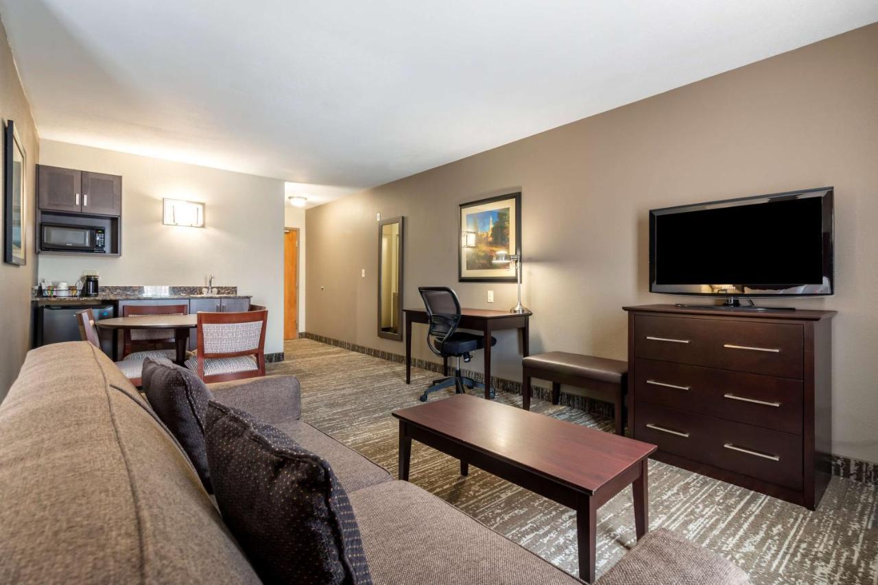 Best Western Plus Pembina Inn&Suites Winnipeg Exterior foto