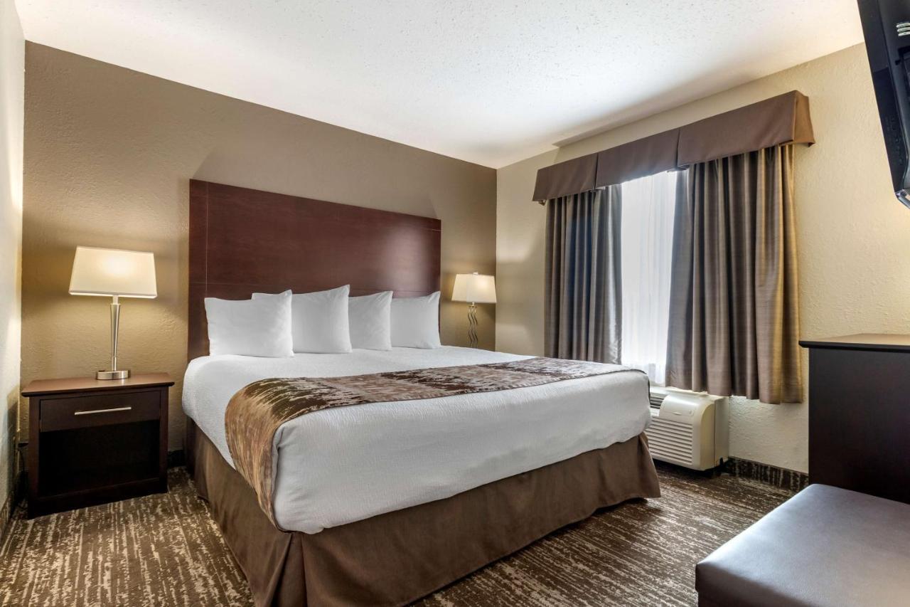 Best Western Plus Pembina Inn&Suites Winnipeg Exterior foto
