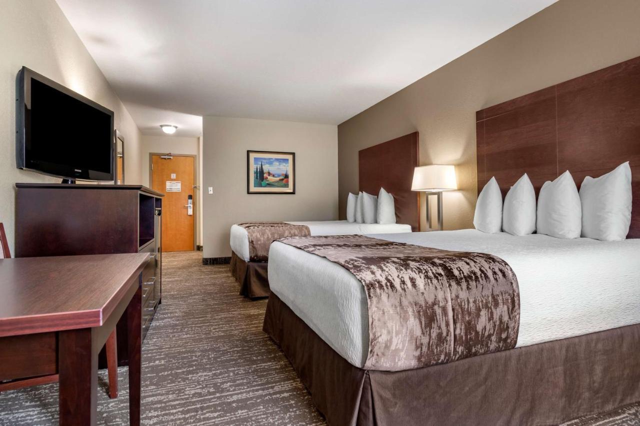 Best Western Plus Pembina Inn&Suites Winnipeg Exterior foto